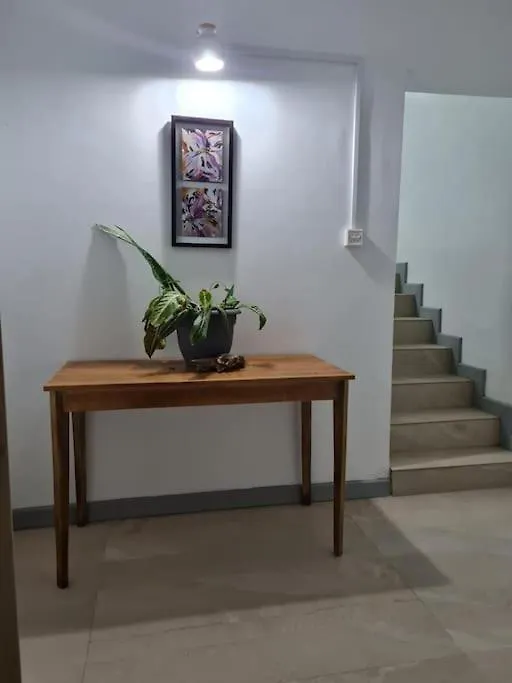 Modern 2-Bedroom Apartment Near Le Phare Bleu Marina Egmont 格林纳达