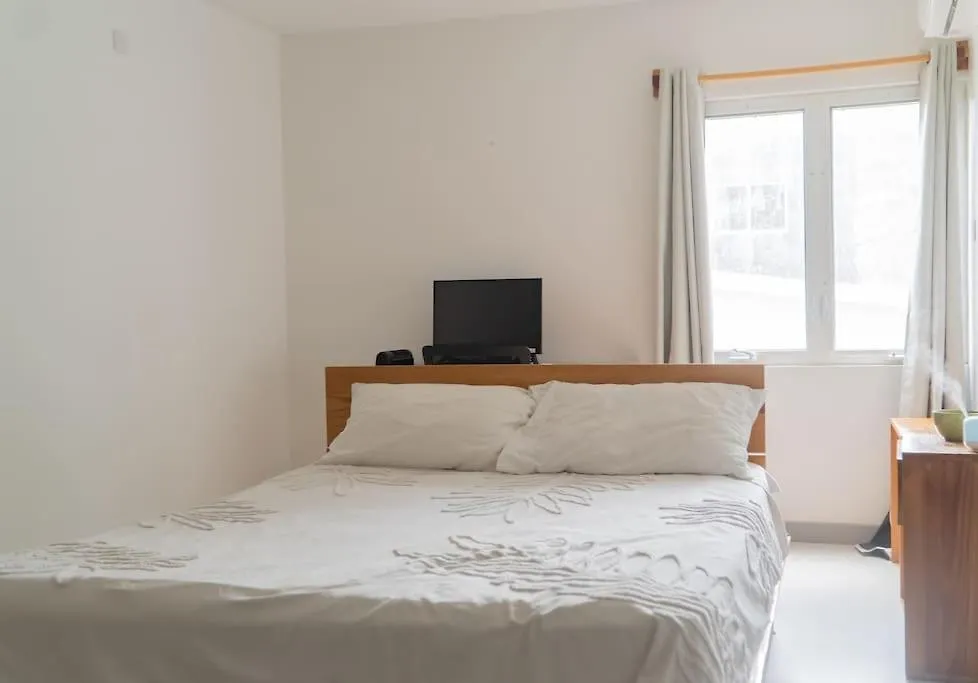 Modern 2-Bedroom Apartment Near Le Phare Bleu Marina Egmont