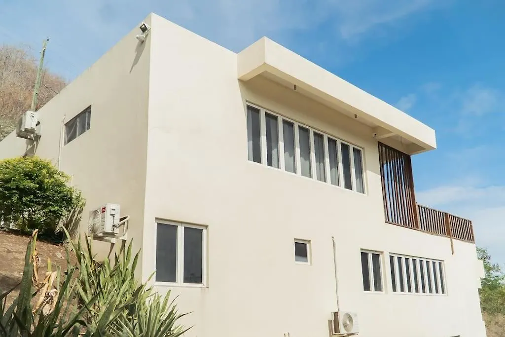 Modern 2-Bedroom Apartment Near Le Phare Bleu Marina Egmont Grenada